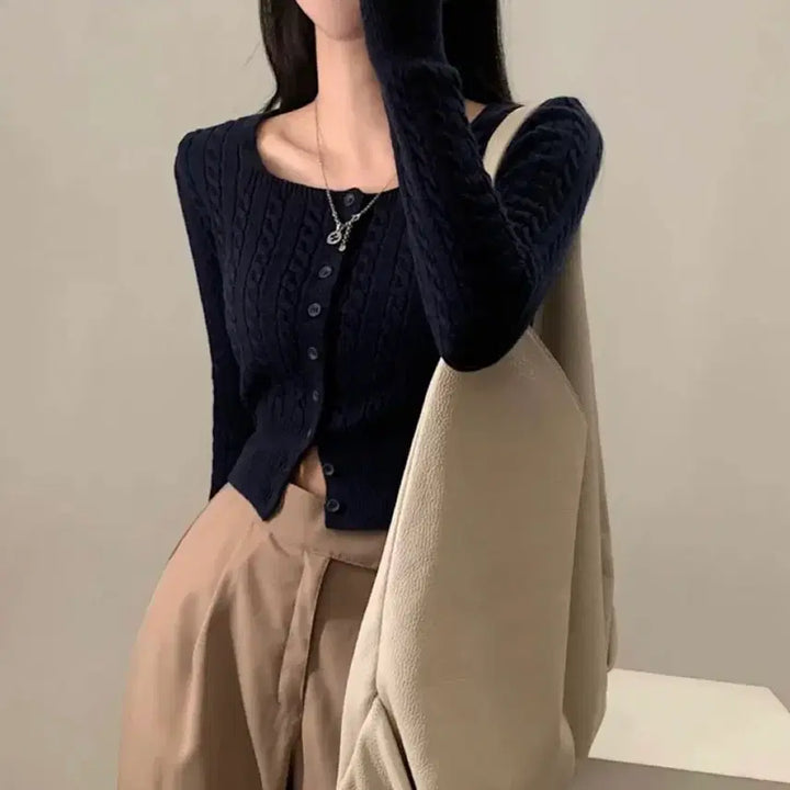 [BUNJANG] Twisted Knit Cardigan Black / 꽈배기 가디건 블랙