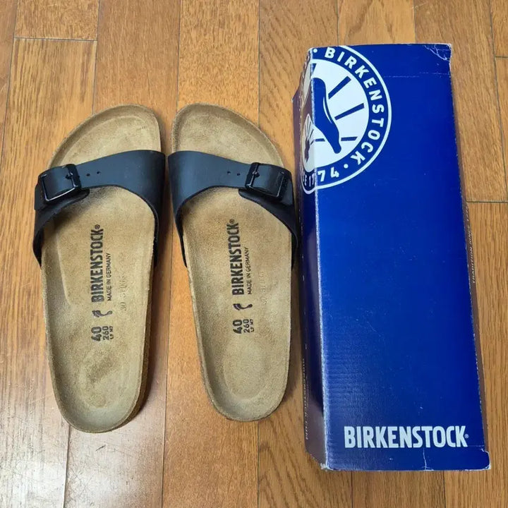[BUNJANG] Birkenstock Arizona Black Sandals Size 40 (260mm) / [260]버켄스탁 아리조나 블랙 40