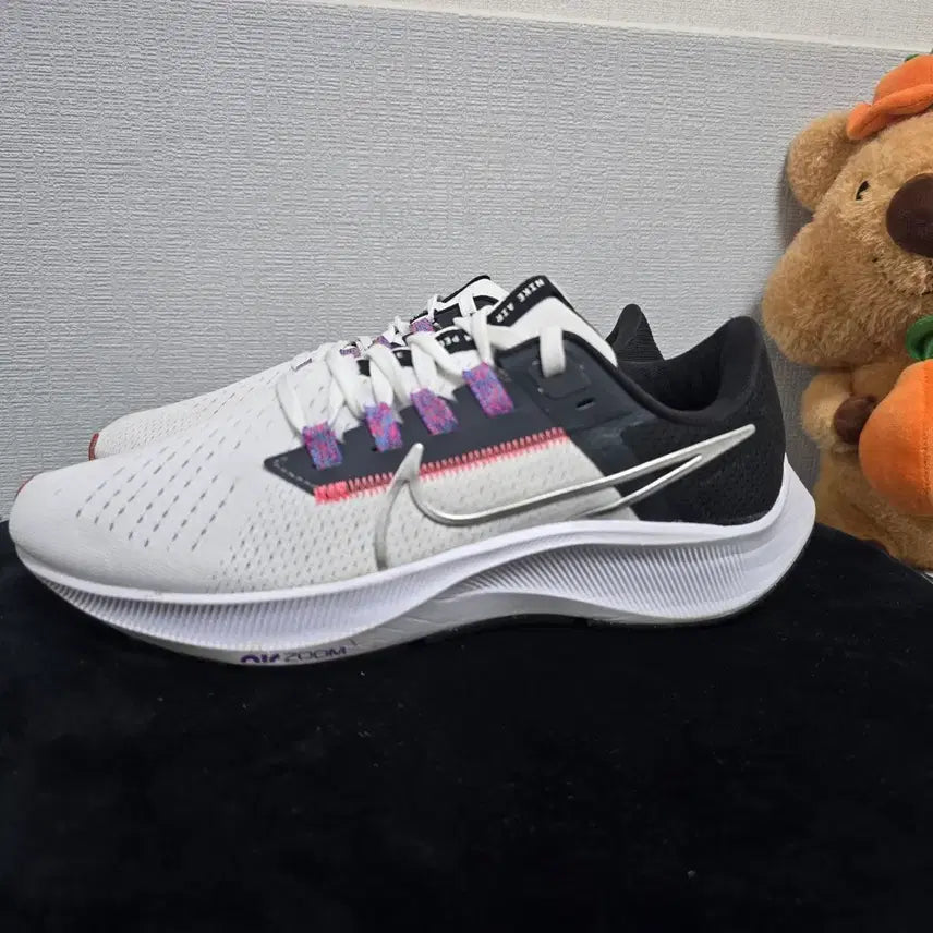 [BUNJANG] Nike Air Zoom Pegasus White Sneakers / 나이키 에어 줌 페가수스 화이트 운동화