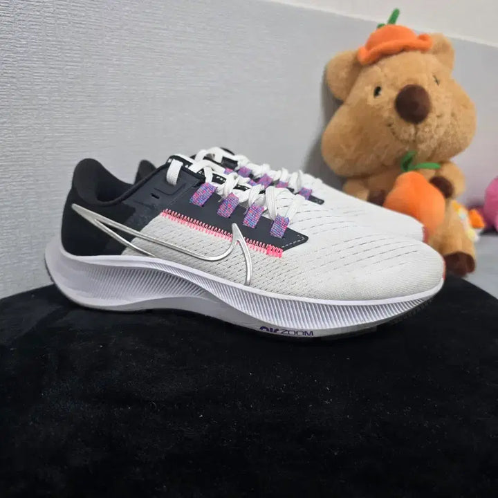[BUNJANG] Nike Air Zoom Pegasus White Sneakers / 나이키 에어 줌 페가수스 화이트 운동화
