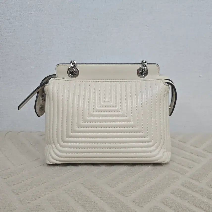 [BUNJANG] Fendi Small Quilted Dotcom Bag 88N299 / [번개케어환영] 펜디 스몰 퀄팅 닷컴백 88N299