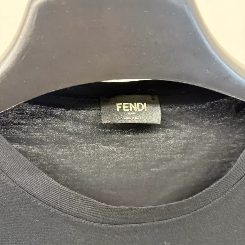 [BUNJANG] Fendi Graffiti Logo T-Shirt XL / 펜디 그래피티 로고 반팔 XL
