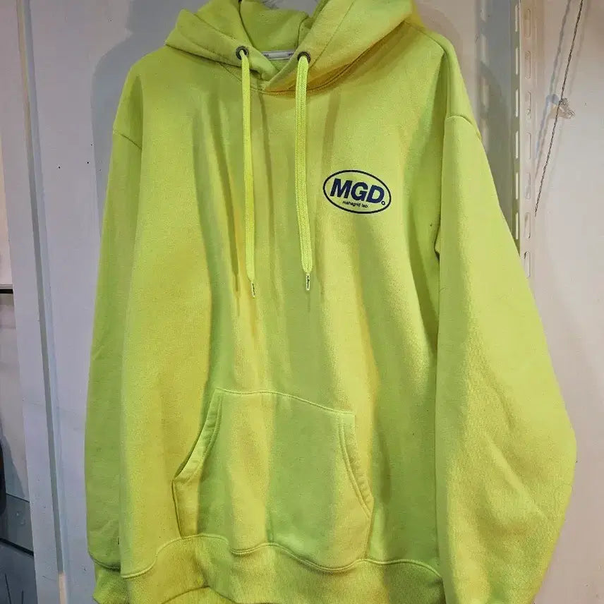 [BUNJANG] MGD Fluorescent Light Green Hoodie L / <만원빈티지>MGD 형광 연두색 후드티