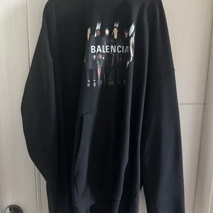 [BUNJANG] Balenciaga Oversized Hoodie Black / 발랜시아가 후드티