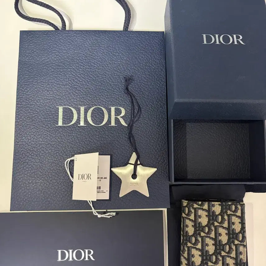 [BUNJANG] Dior Dior Oblique 2-Tier Card Holder Beige / (새상품)디올 오블리크 2단 카드지갑 베이지 판매
