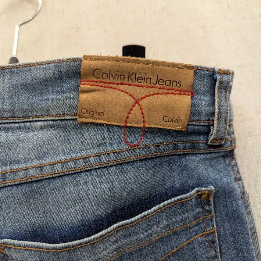 [BUNJANG] Calvin Klein Bootcut Denim Jeans / 켈빈클라인 부츠컷 데님 청바지
