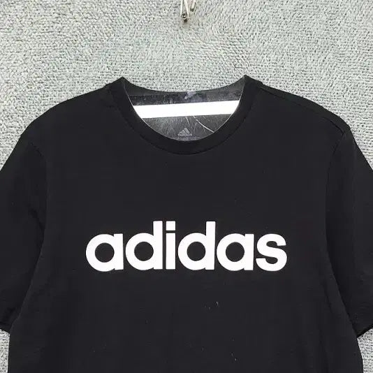[BUNJANG] Adidas Printing Black Short Sleeve T-Shirt Size S / 아디다스 프린팅 블랙 반팔티 S