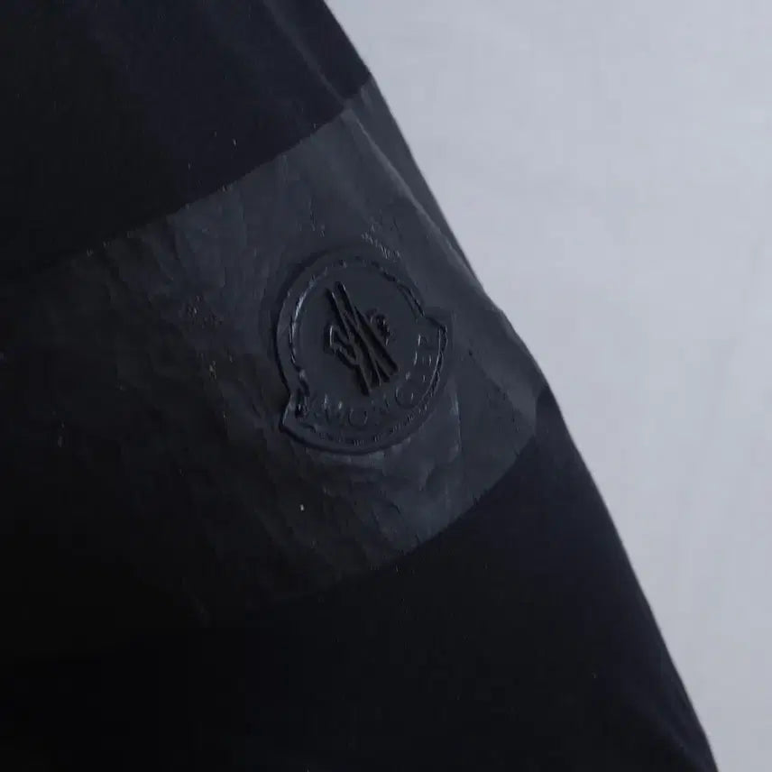 [BUNJANG] Moncler Hooded Jumper / 몽클레어 후드점퍼