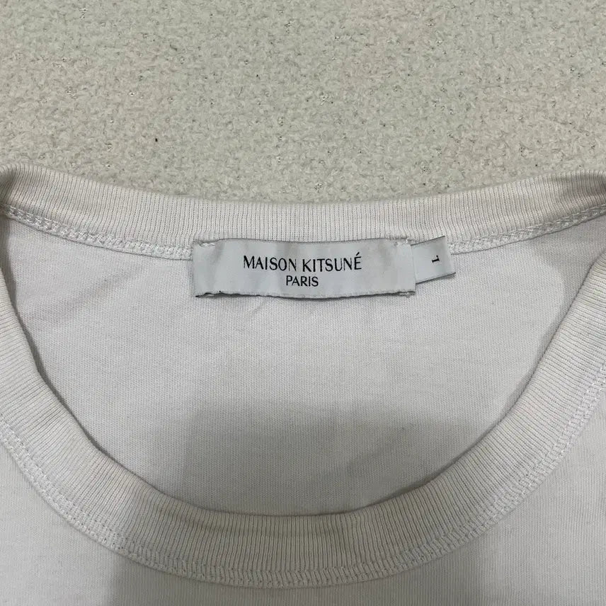 [BUNJANG] Maison Kitsuné Fox Patch Round T-Shirt / L 메종키츠네 폭스 패치 라운드 반팔티셔츠 0428-1