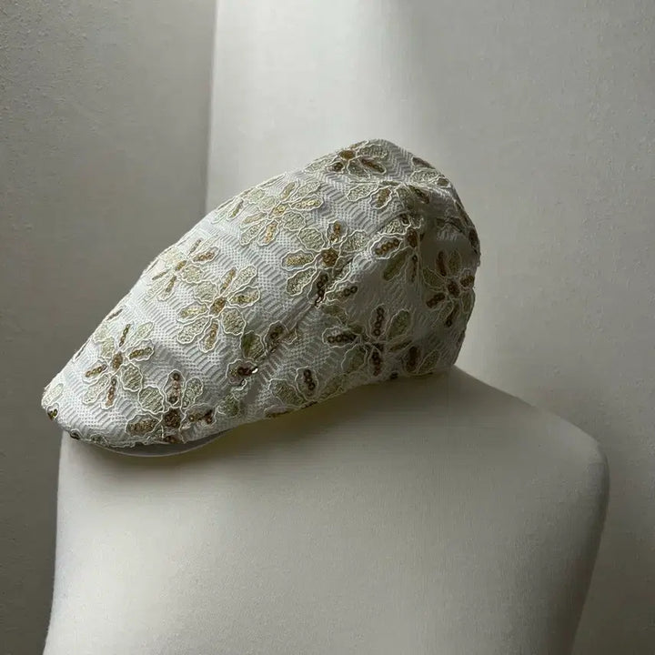 [BUNJANG] Twinkle Pattern Beret Hat / 트윙클 베레모 여성 헌팅캡 모자