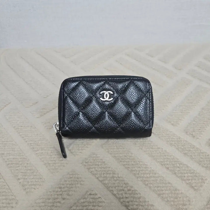 [BUNJANG] Chanel Caviar Zipped Card Holder Silver Hardware / [번개케어환영] 샤넬 캐비어 지퍼돌이 카드지갑 은장