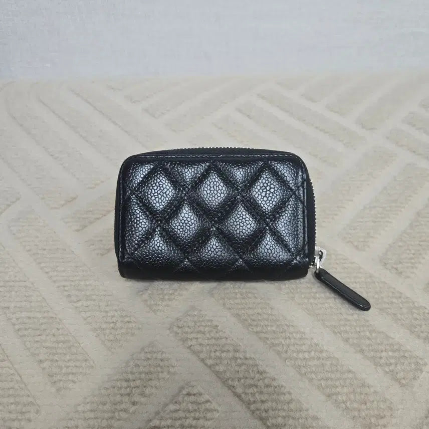 [BUNJANG] Chanel Caviar Zipped Card Holder Silver Hardware / [번개케어환영] 샤넬 캐비어 지퍼돌이 카드지갑 은장