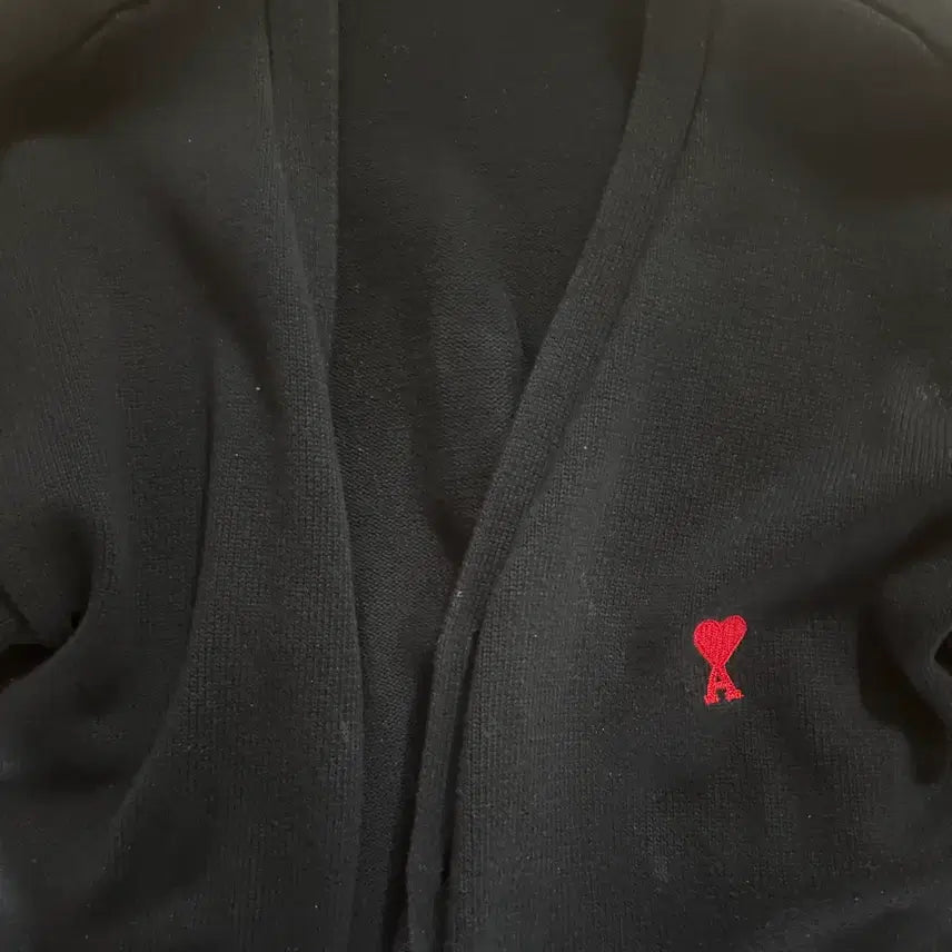 [SOLD OUT] 아미 스몰 하트 로고 울 가디건 XL
