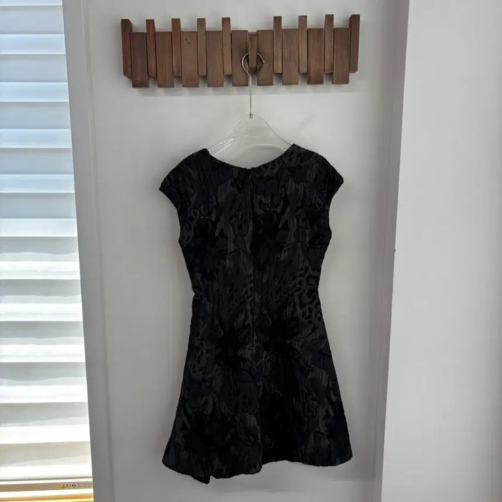 [BUNJANG] Emporio Armani Jacquard Dress / 엠포리오알마니 자가드 원피스