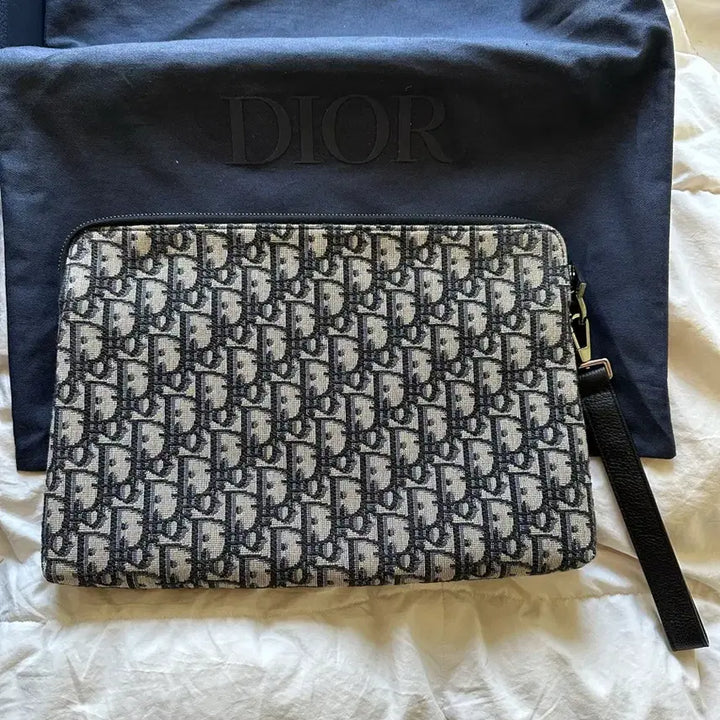 [BUNJANG] Dior Oblique A4 iPad Clutch Beige Black / 디올 오블리크 A4 아이패드 클러치 베이지 블랙