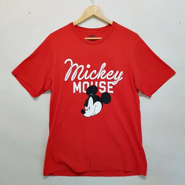 [BUNJANG] Disney x Uniqlo Red Cotton T-Shirt / 디즈니 유니클로 티셔츠 레드 남성용