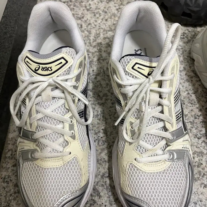 [BUNJANG] ASICS Gel-Kayano 14 White/Midnight 280 / 아식스 젤 카야노 14 화이트/미드나잇 280