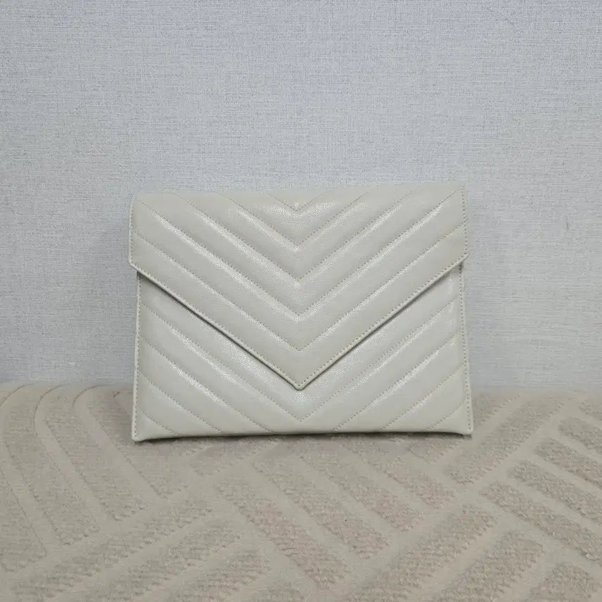 [BUNJANG] Saint Laurent Saint Laurent Tribeca Chain Bag 569267 / [번개케어환영] 입생로랑 트리베카 체인백 569267