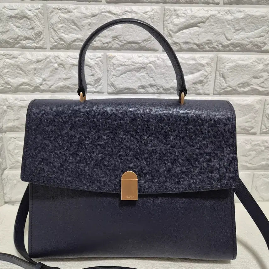 [BUNJANG] Couronne Leather Shoulder Bag / COURONNE