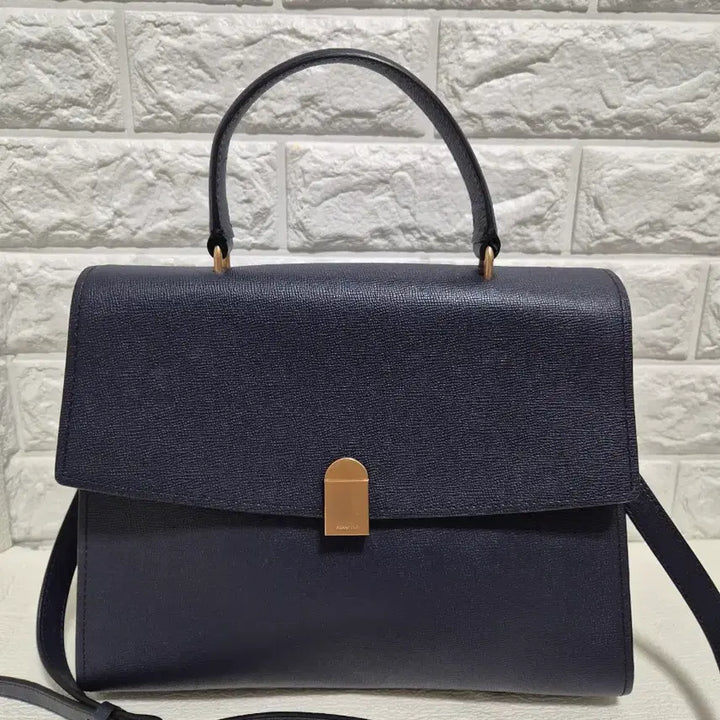 [BUNJANG] Couronne Leather Shoulder Bag / COURONNE