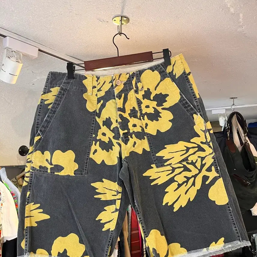 [BUNJANG] Denim &amp; Supply Floral Shorts (Size 30) / 데님앤서플라이 플로럴 쇼츠 (허리 30)
