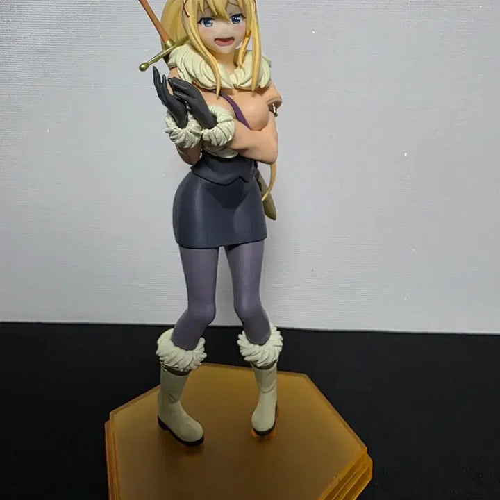 [BUNJANG] KonoSuba Darkness Figure / 이멋진 세계에 축복을! 다크니스 피규어