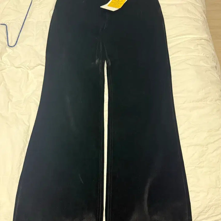 [BUNJANG] STU Embroidery Velvet Denim Pants Black M / 에스티유 stu 엠브로더리 벨벳 데님 팬츠 블랙 M 사이즈