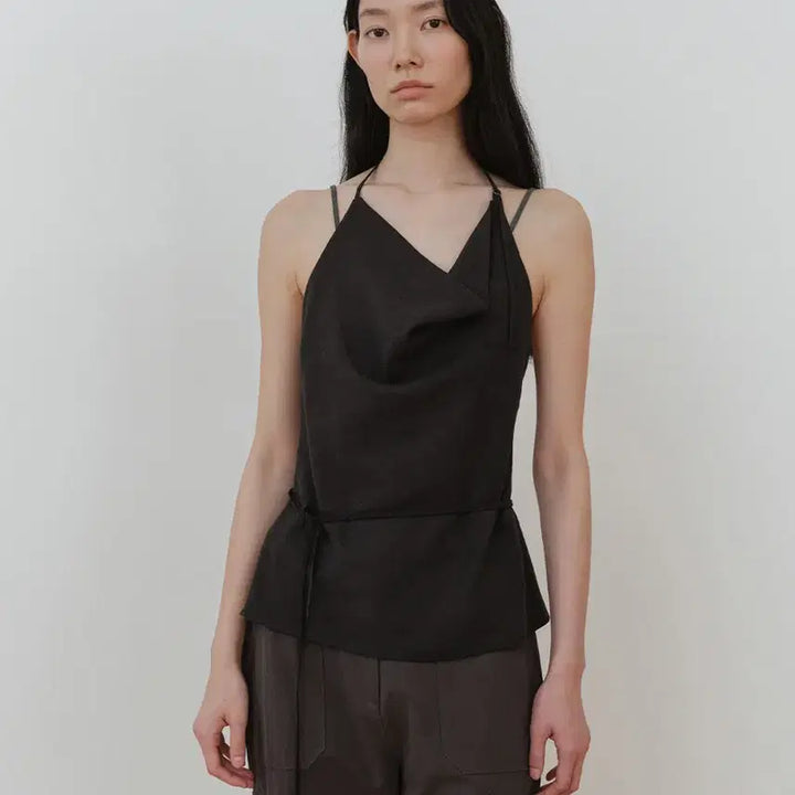 [BUNJANG] Low Tide Drape Halter Tank Top Black / (새상품) 로우타이드 드레이프 홀터 나시 블랙
