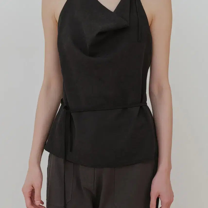 [BUNJANG] Low Tide Drape Halter Tank Top Black / (새상품) 로우타이드 드레이프 홀터 나시 블랙