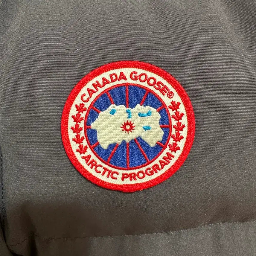 [BUNJANG] Canada Goose Padded Vest Black / 캐나다구스 패딩 조끼 블랙