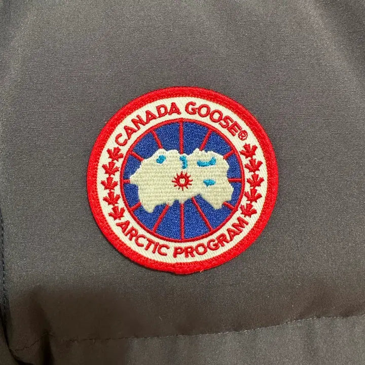 [BUNJANG] Canada Goose Padded Vest Black / 캐나다구스 패딩 조끼 블랙