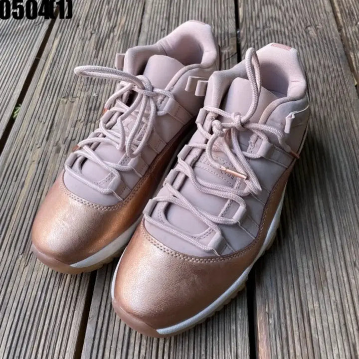 [SOLD OUT] 나이키 에어 조던 11 로우 핑크 농구화 운동화 신발 260