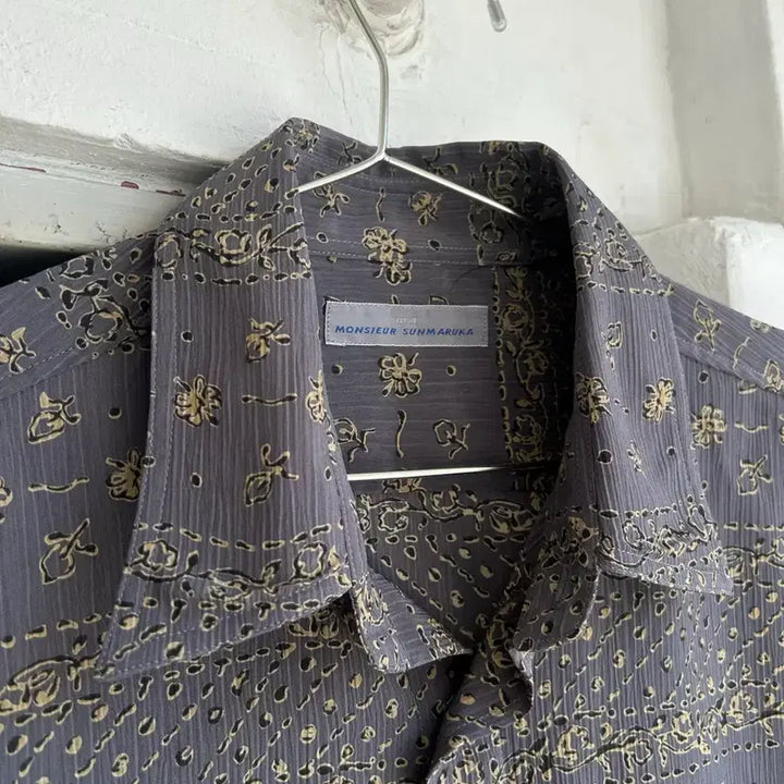 [BUNJANG] Moussy Sanmaruka 90s Flower Pleated Shirt / 90s 무슈 산마루카 플라워 플리츠 셔츠