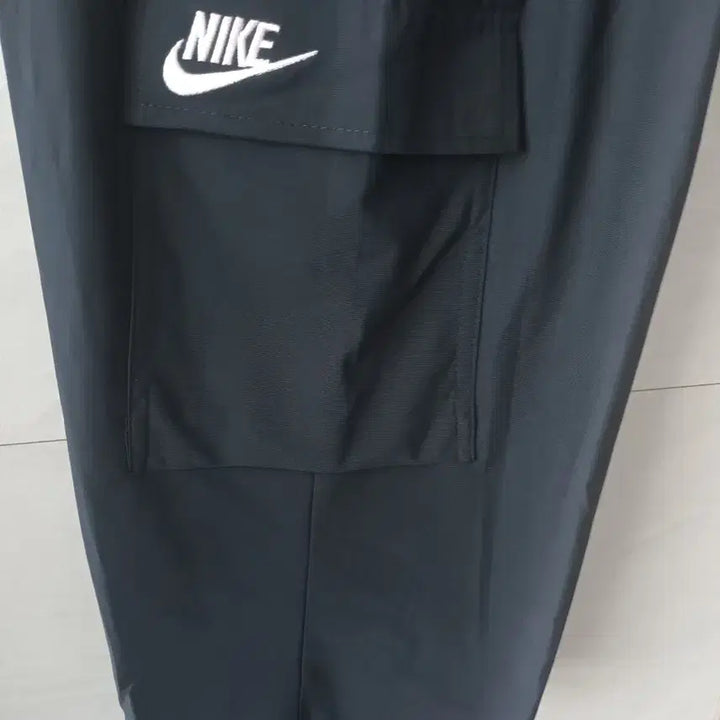 [BUNJANG] Nike Black Cargo Jogger 7-Point Pants (L) New / 나이키 블랙 카고 조거 7부 팬츠 L 새상품