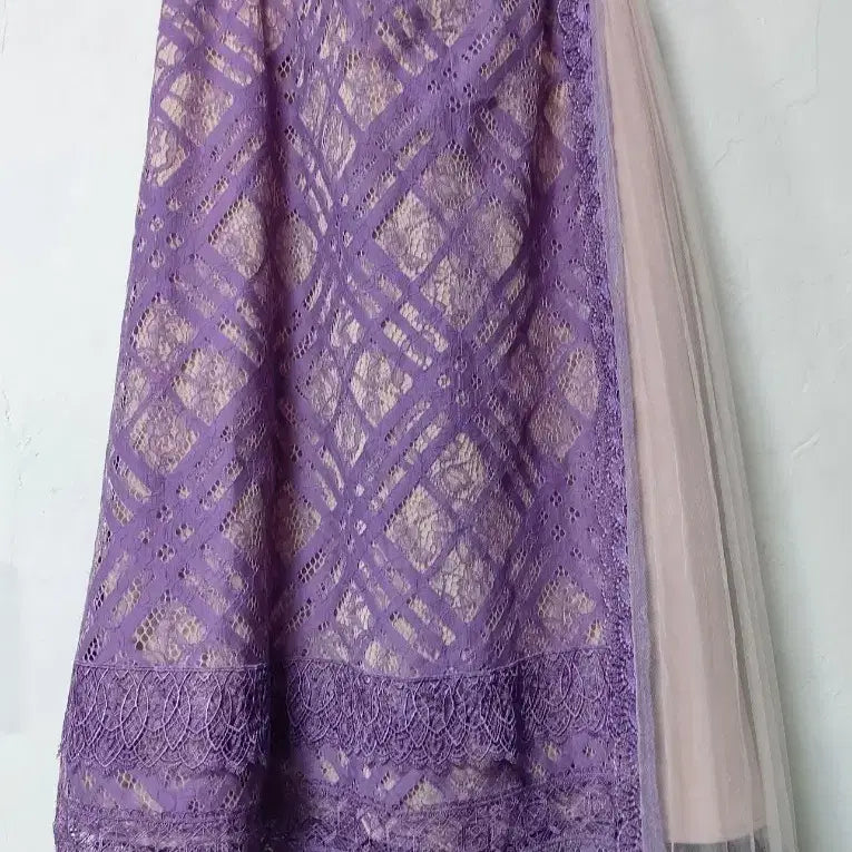 [BUNJANG] Lace Pleated Long Skirt / O&
