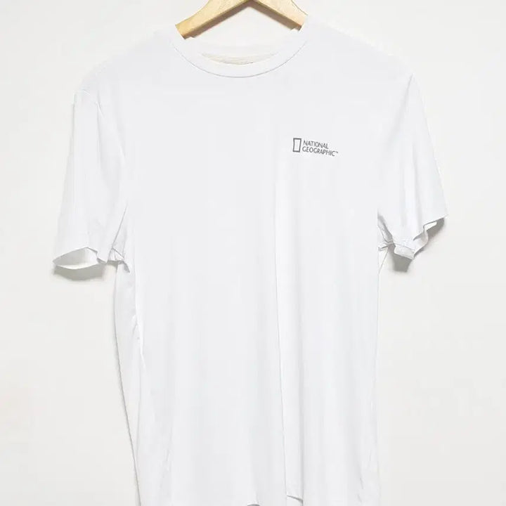 [BUNJANG] National Geographic Functional T-Shirt White Size 100 / 내셔널지오그래픽 기능성 반팔티 100사이즈 화이트