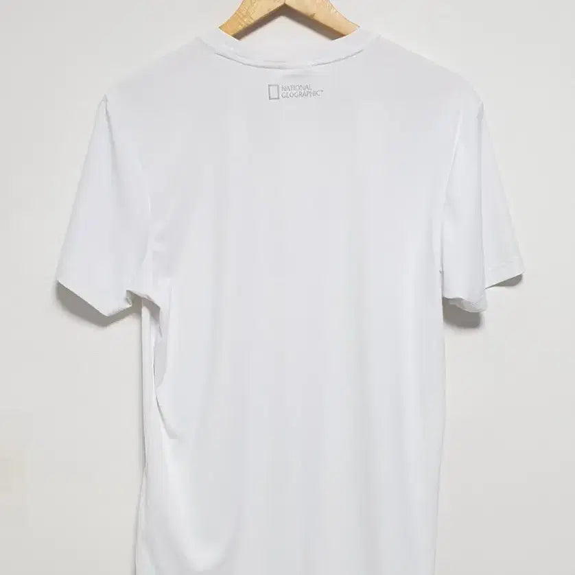[BUNJANG] National Geographic Functional T-Shirt White Size 100 / 내셔널지오그래픽 기능성 반팔티 100사이즈 화이트