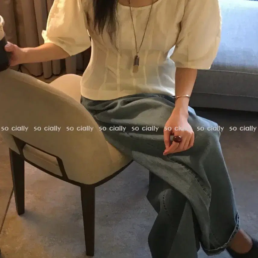 [BUNJANG] Basket Reve Blouse / 바스켓 레브블라우스