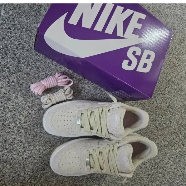 [BUNJANG] Nike Air Force 1 SB Light Brown and Pink (270mm) / 나이키 에어포스 SB 라이트 브라운 앤 핑크 270 / (265,260)