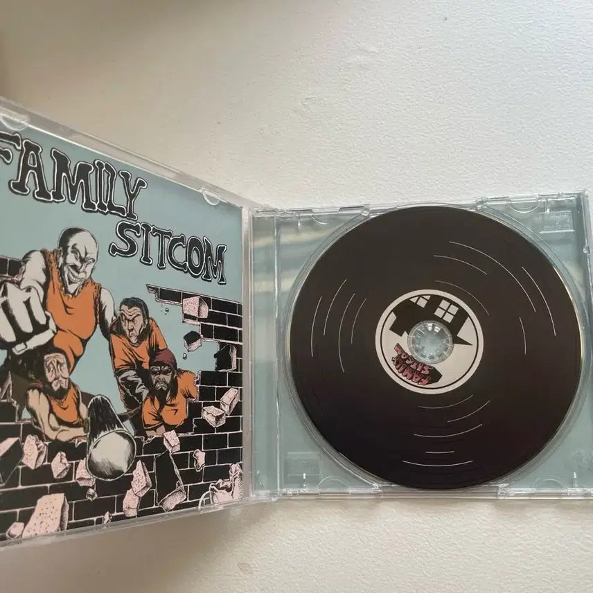 [BUNJANG] Legit Goons Family Sitcom CD / 리짓군즈 패밀리시트콤 cd