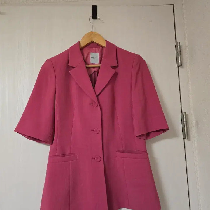 [BUNJANG] Minimum Imported Fabric Pink Short Sleeve Jacket / 새) 미니멈 수입원단 핑크 반팔자켓  ( 정가 20만대)