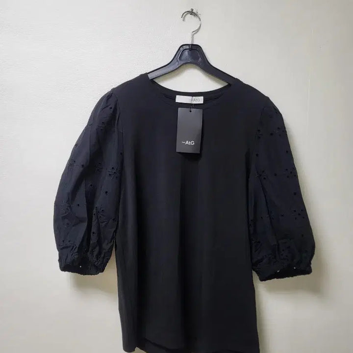 [SOLD OUT] 새상품 엣지 블라우스 66