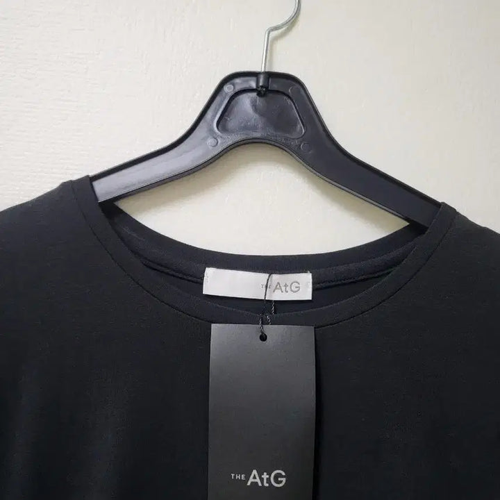 [SOLD OUT] 새상품 엣지 블라우스 66