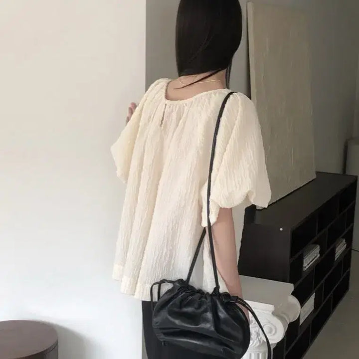 [SOLD OUT] 르 버터 코튼 자가드 퍼프 블라우스