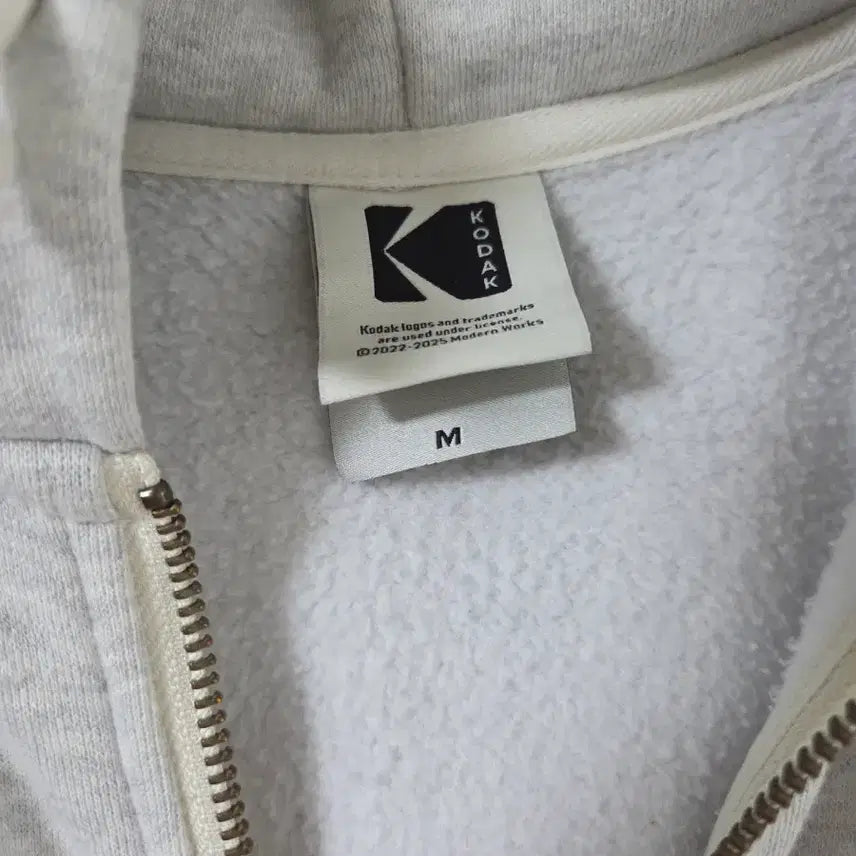 [BUNJANG] Kodak Fleece Hooded Zip-Up Jacket / 코닥 기모 후드 집업