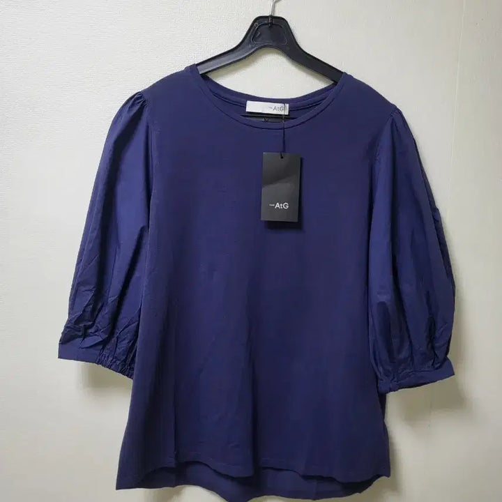 [SOLD OUT] 새상품 엣지 블라우스 66