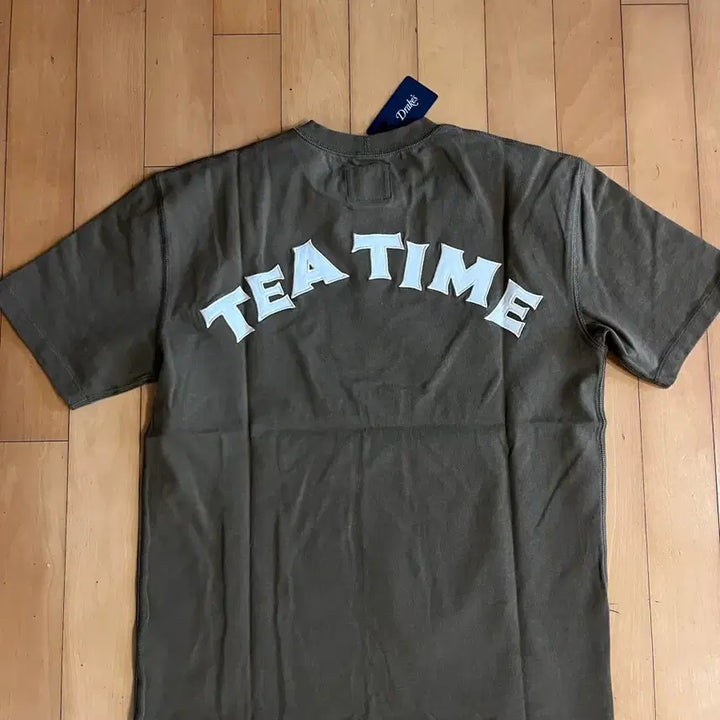 [BUNJANG] Drakes Olive Teatime Short Sleeve T-Shirt / [S] 드레익스 올리브 티타임 숏슬리브 하이킹 티셔츠