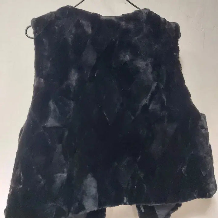 [BUNJANG] World Mopy Black Cropped Mink Fur Vest / 월드모피 블랙 깎은밍크퍼 베스트 조끼