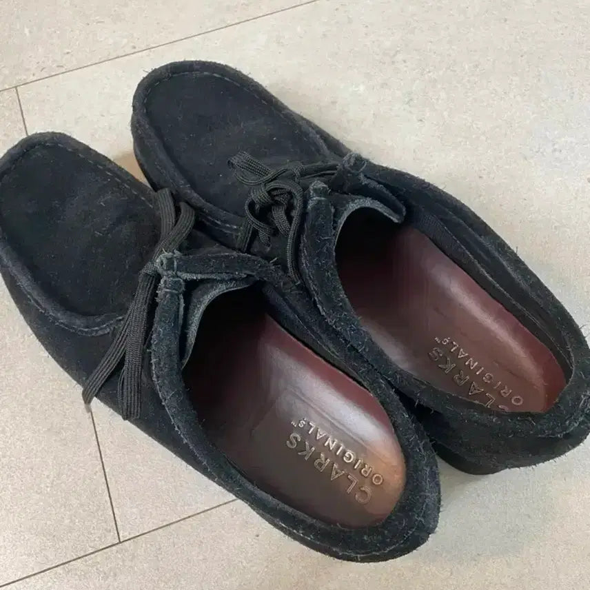 [BUNJANG] Clarks Wallabee GTX Black Suede Shoes / 클락스 고어텍스 왈라비 블랙