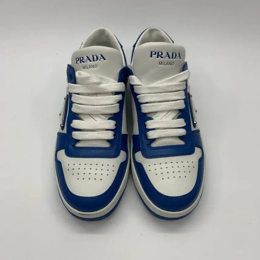 [BUNJANG] Prada Downtown Leather Sneakers White/Blue (Size 35) / 267001603 프라다 다운타운 레더 스니커즈1E792M 화이트블루35
